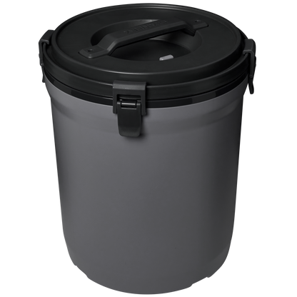 Stanley 2 Galloon Fast Flow Water Jug In Charcoal