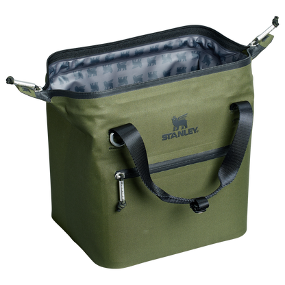 Stanley 7.4 Quart All Day Julienne Mini Soft Sided Cooler In Dried Pine Green