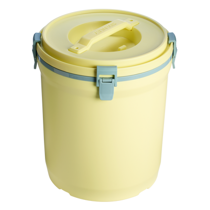 Stanley 2 Gallon Fast Flow Water Jug In Pomelo Yellow