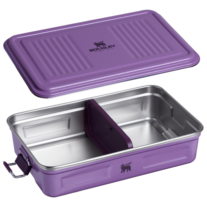 The Stanley Legendary Useful Box 2.1 QT In Hammertone Lilac Purple